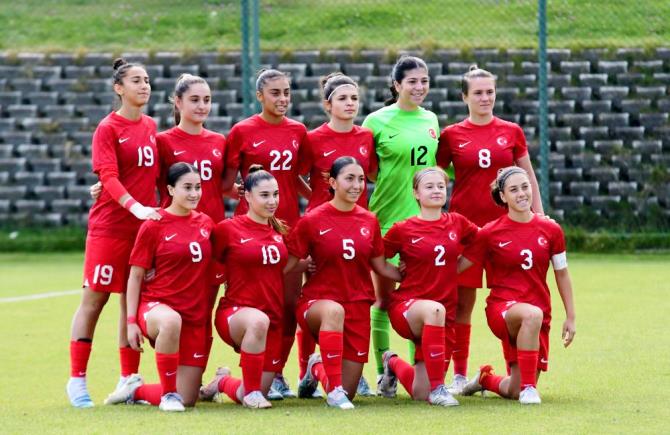U19 Kadın Milli Takımı, Estonya'yı 4-3 yendi