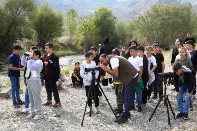 Çocuklara doğa turizmi etkinliği