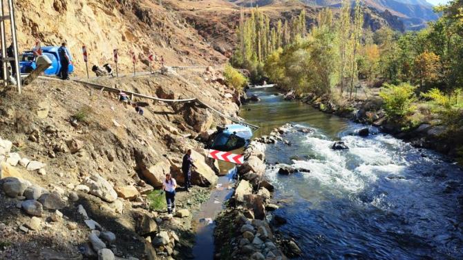 Artvin-Erzurum yolunda feci kaza