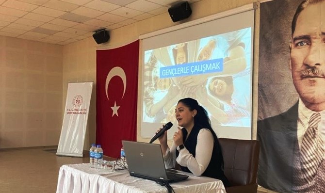 Gençlik Ruh Sağlığı masaya yatırıldı