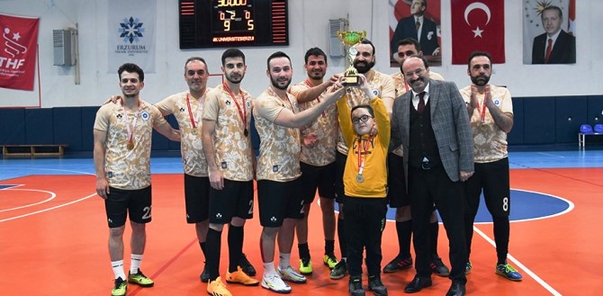 100. Yıl Futsal Turnuvası’nın galibi belli oldu