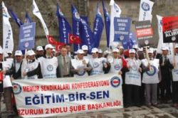Erzurum'da öğretmenler eylemde!...