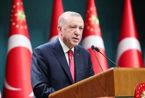Cumhurbaşkanı Erdoğan'dan asgari ücret ve emekli ikramiyesi açıklaması: Kayıpları giderecek