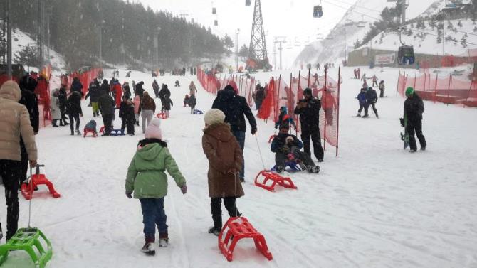 Palandöken’de kayak coşkusu