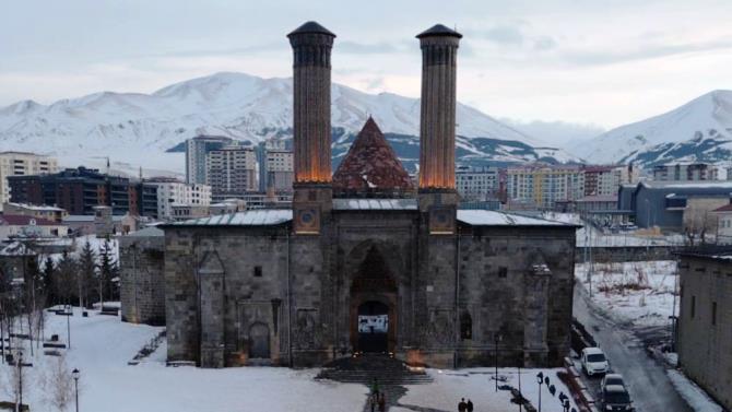 Türk tarihçi Talha Uğurluel açıklamalarda bulundu