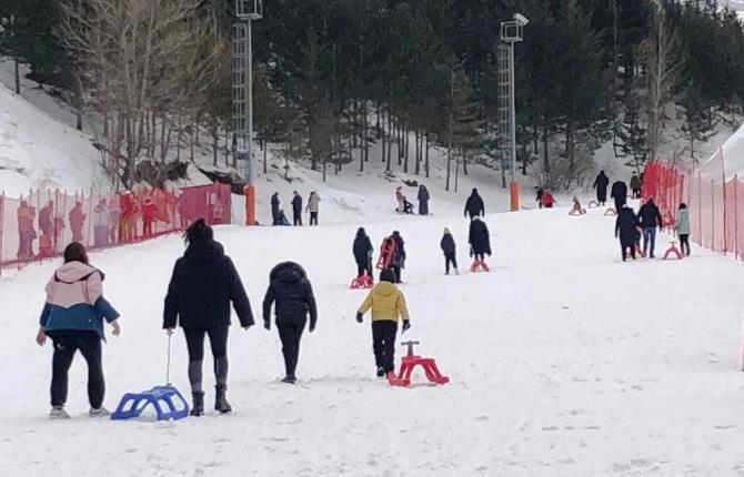 Palandöken’de kayak coşkusu