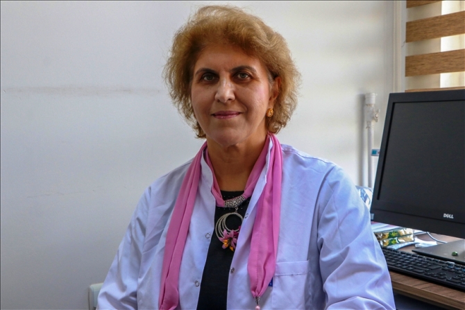 Guatr ve tiroit nodülüne karşı iyotlu tuz...Prof. Dr. Müfide Nuran Akçay’dan öneri:  ‘Guatr ve tiroit nodülüne karşı çocuk ve gençler iyotlu tuz kullansın’