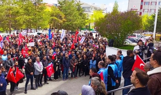 Türk Eğitim Sen'den tepki! 'Daha kaç eğitimcimizi yitireceğiz?'