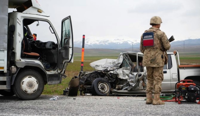 Erzurum jandarma bölgesinde bir ayda 23 trafik kazası