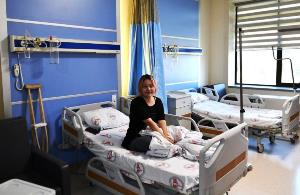 Erzurum’dan kongreye gitti, Bişkek'te Kırgız öğrencinin ameliyatını yaptı