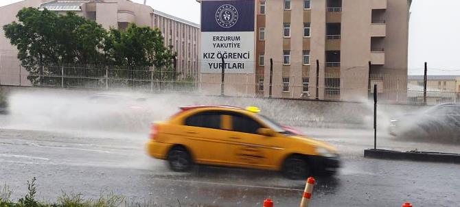 Meteorolojiden sağanak yağış uyarısı