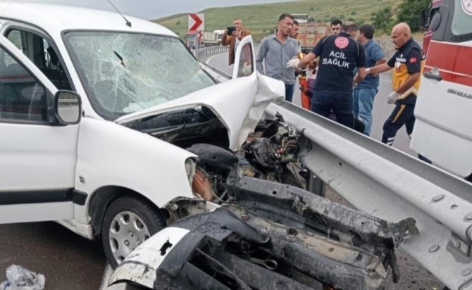 Aşkale’de zincirleme trafik kazası: 4 yaralı