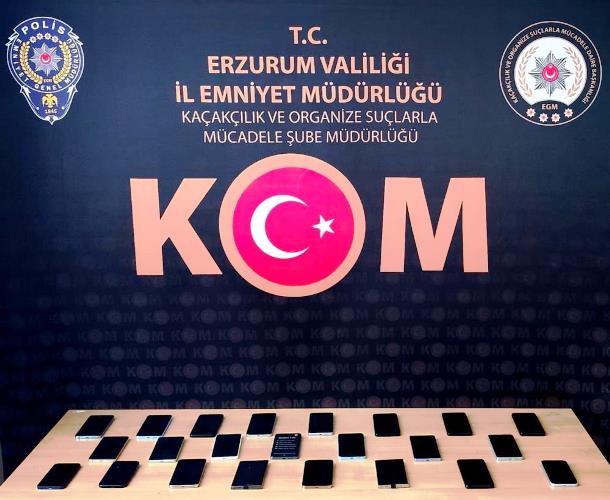 Erzurum polisinden kaçak cep telefonu operasyonu