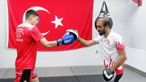 Milli kick boks sporcularının hedefi olimpiyatlar