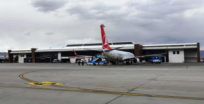 Erzurum'da yedi ayda 4 bin 516 uçuş gerçekleşti