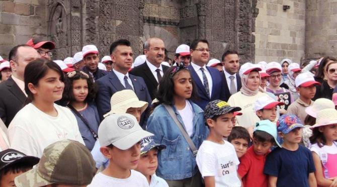 "Umudun Renkleri" kapılarını açtı