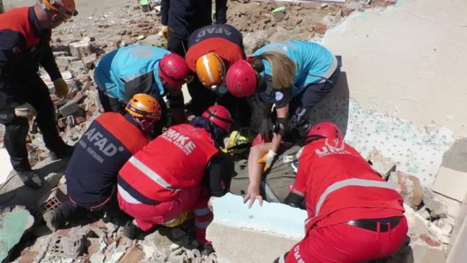 Erzurum’da gerçeğini aratmayan tatbikat