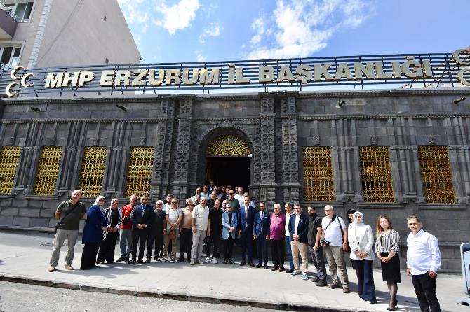 MHP İl Başkanı Yurdagül yeni hizmet binasını tanıttı...Yurdagül, ‘Bizden sonraki gelenlere ciddi bir eser bırakmış olacağız’