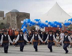 Erzurum’da toplu sünnet coşkusu