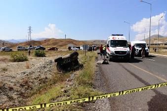 Erzurum’un Oltu ilçesinde feci trafik kazası