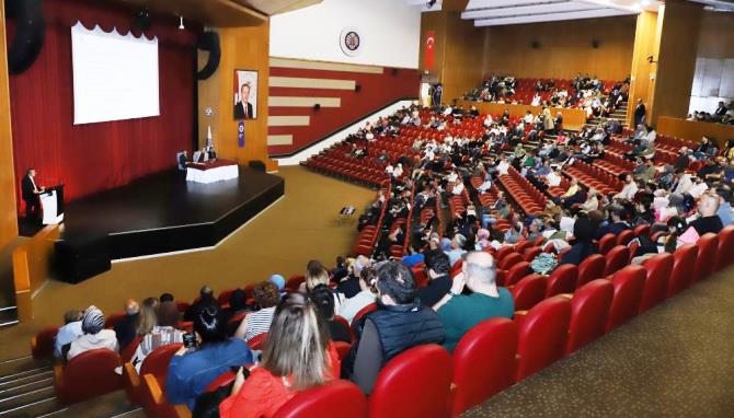 Atatürk Üniversitesi’nde danışman bilgilendirme ve değerlendirme toplantısı gerçekleştirildi