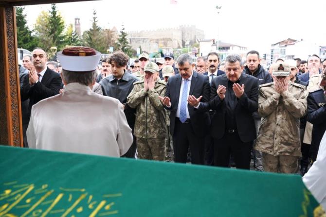 Erzurum Emniyet Müdürü Kadir Yırtar’ın acı günü