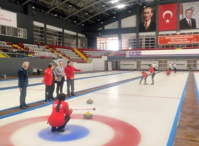 Milli Curlingçilere Kaymakam morali