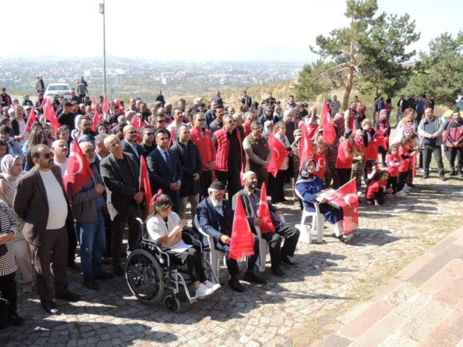 Aziziye Tabyalarında “7’den 70’e Ecdada Saygı Yürüyüşü” düzenlendi