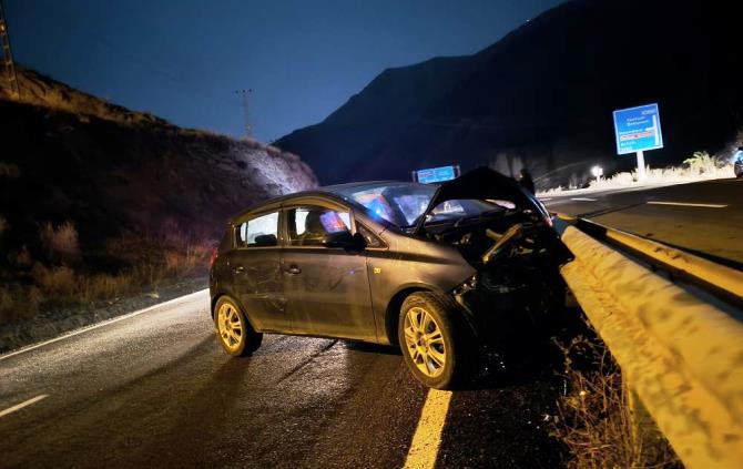 Erzurum-Artvin karayolunda trafik kazası: 5 yaralı