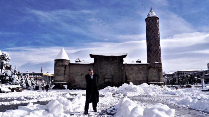 Soğuk hava ve kar yağışı geliyor