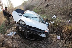 Flaş... Erzurum'da Trafik Kazası: 4 Yaralı Var