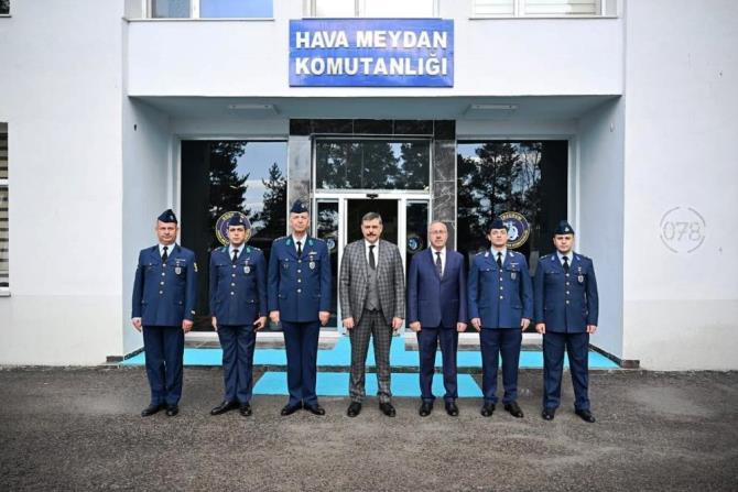 Vali Çiftçi’den Hava Meydan Komutanlığı’na ziyaret