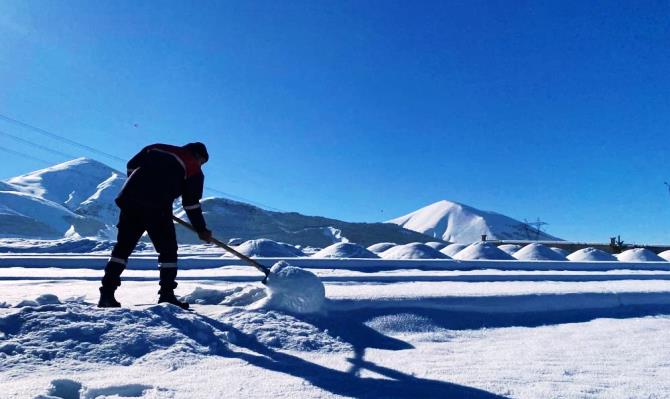 Erzurum -24,6 ile buz kesti