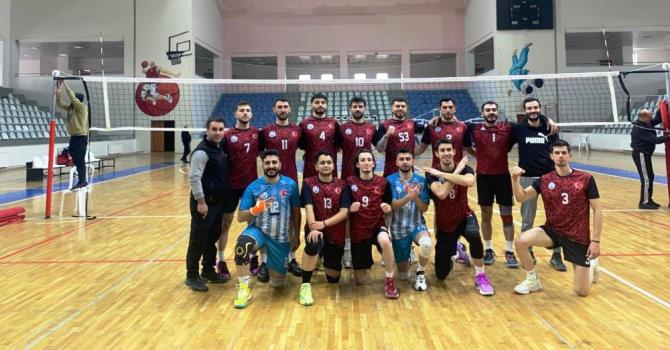 Erzurum Gençlik Spor Voleybol Kulübü deplasmandan 3 puanla dönüyor