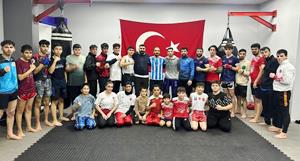 Kick Boks kervanı Antalya yollarında