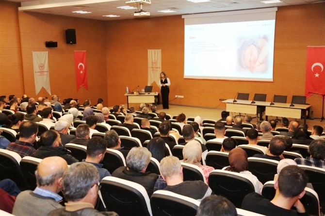 Erzurum’da "Stresle Mücadele ve Sağlık" konferansı