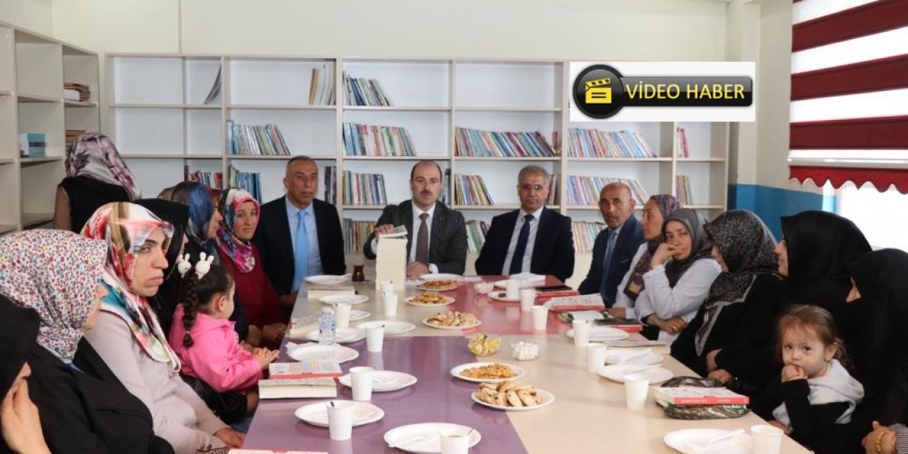 Bu defa veliler kitap okudu
