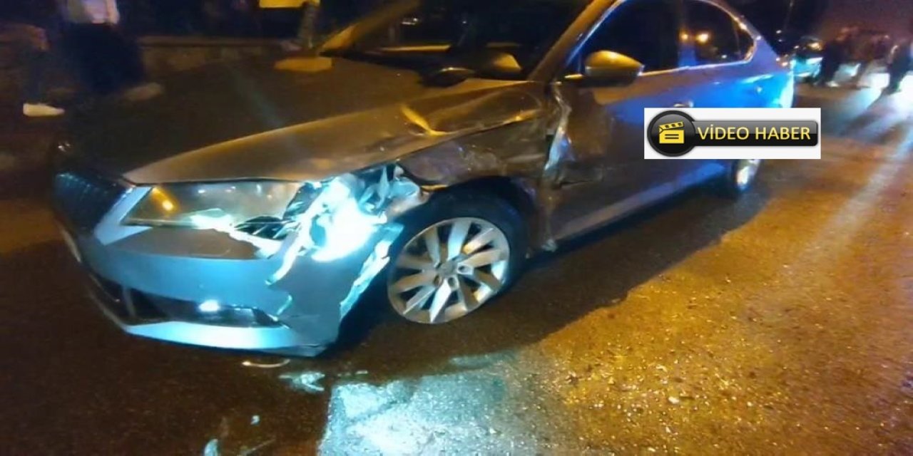 Palandöken'de iki otomobil kafa kafaya çarpıştı