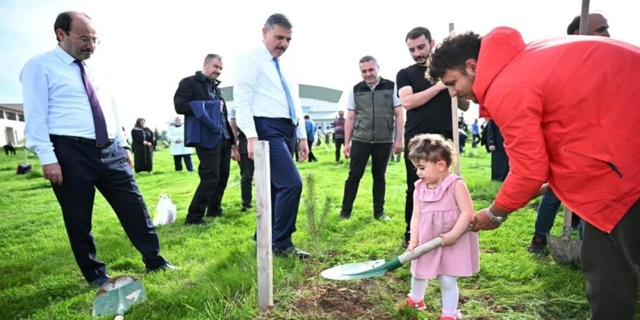 Vali Çiftçi’den çevre mesajı