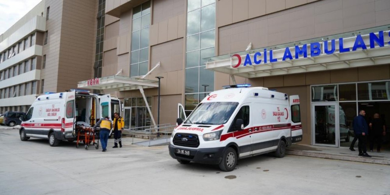 Erzincan- Erzurum kara yolunda kaza: 5 yaralı
