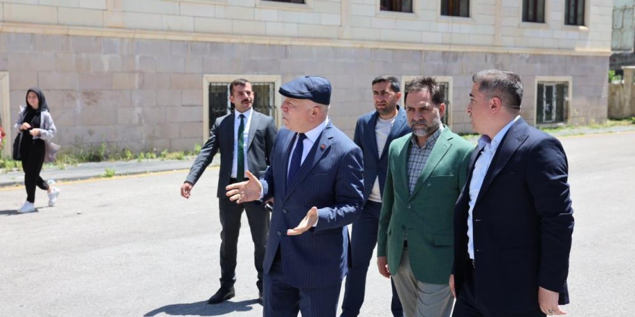 Başkan Sekmen ve Uçar'dan saha gezisi