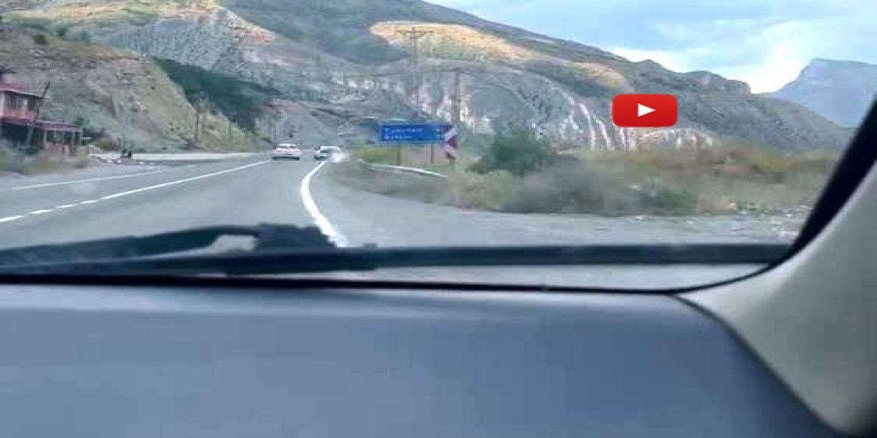 Erzurum'da spor araç mıcıra kapıldı, sürücü kazayı son anda atlattı