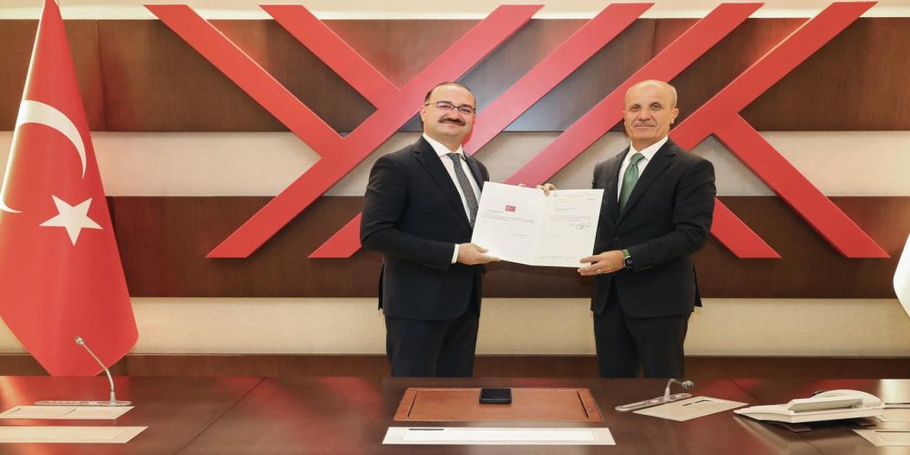 Rektör Hacımüftüoğlu’ndan YÖK Başkanı Özvar'ın ikinci dönemi için tebrik mesajı