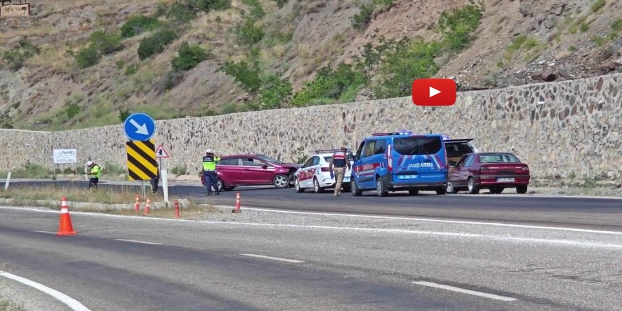 Direksiyon hakimiyetini kaybeden sürücü duvara çarptı