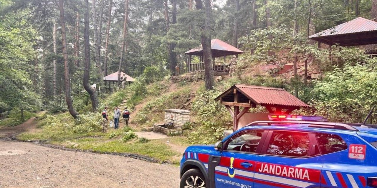Ormanlık alanda mangal yakan 11 kişiye 32 bin TL para cezası verildi