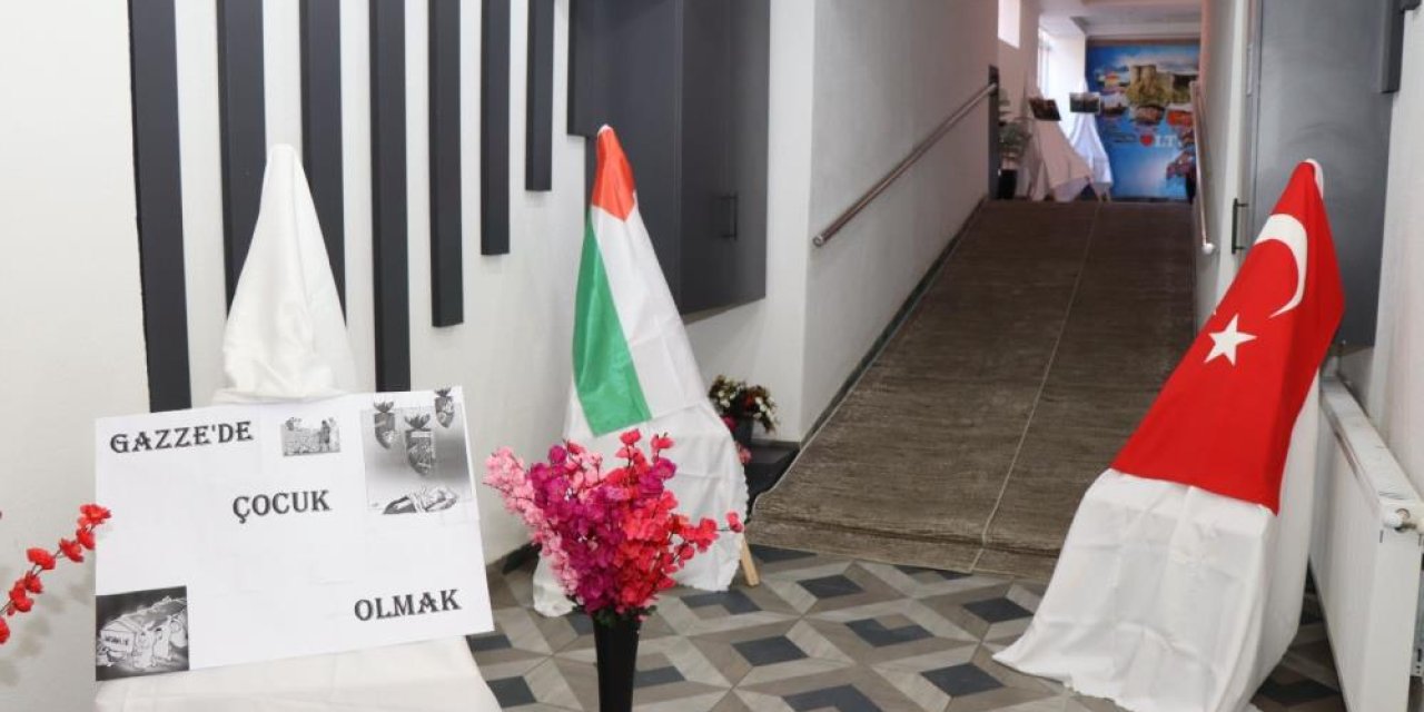 Oltu’da "Gazze’de Çocuk Olmak" resimlerle anlatıldı