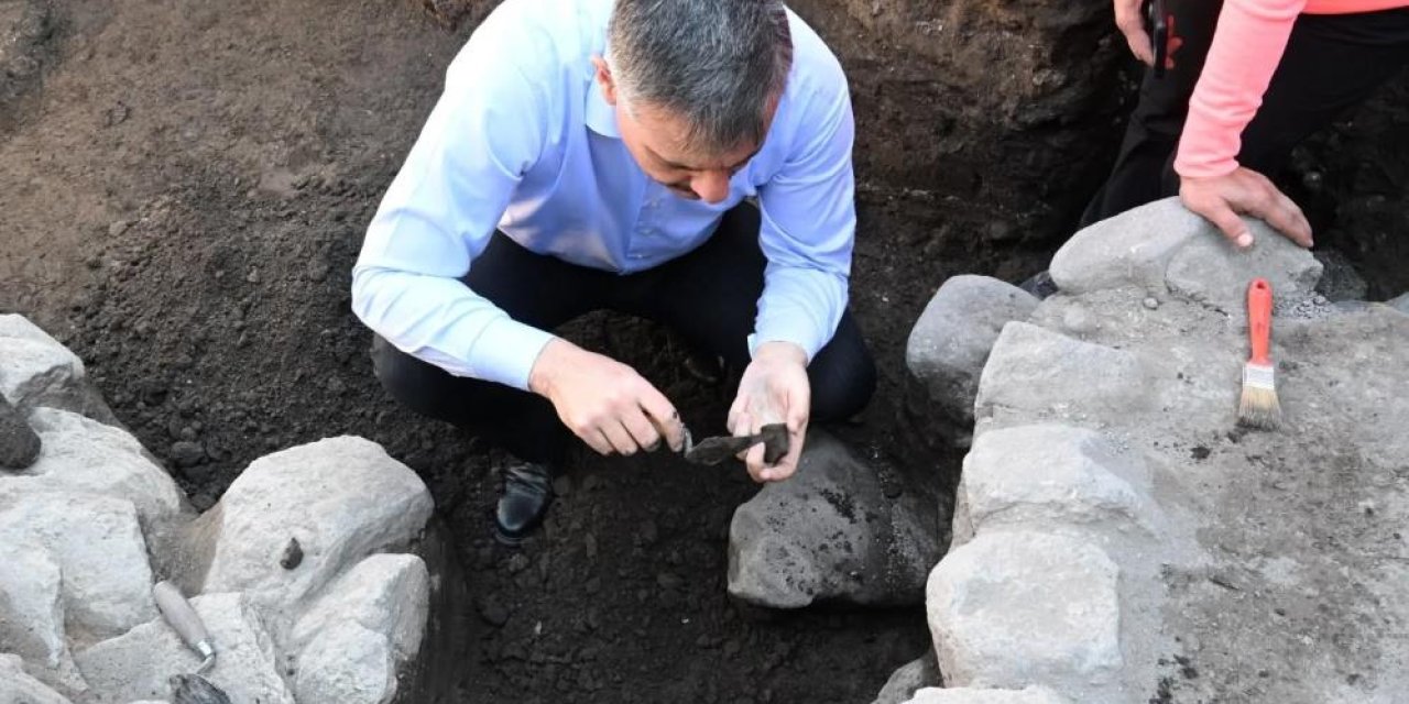 Değirmenler Höyüğü'nde binlerce yıl öncesinin izleri aranıyor