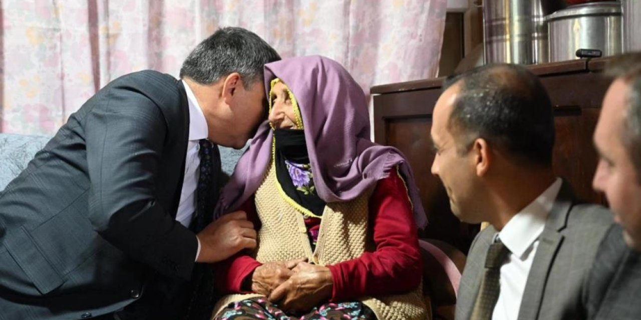 Vali Çiftçi'den ahde vefa