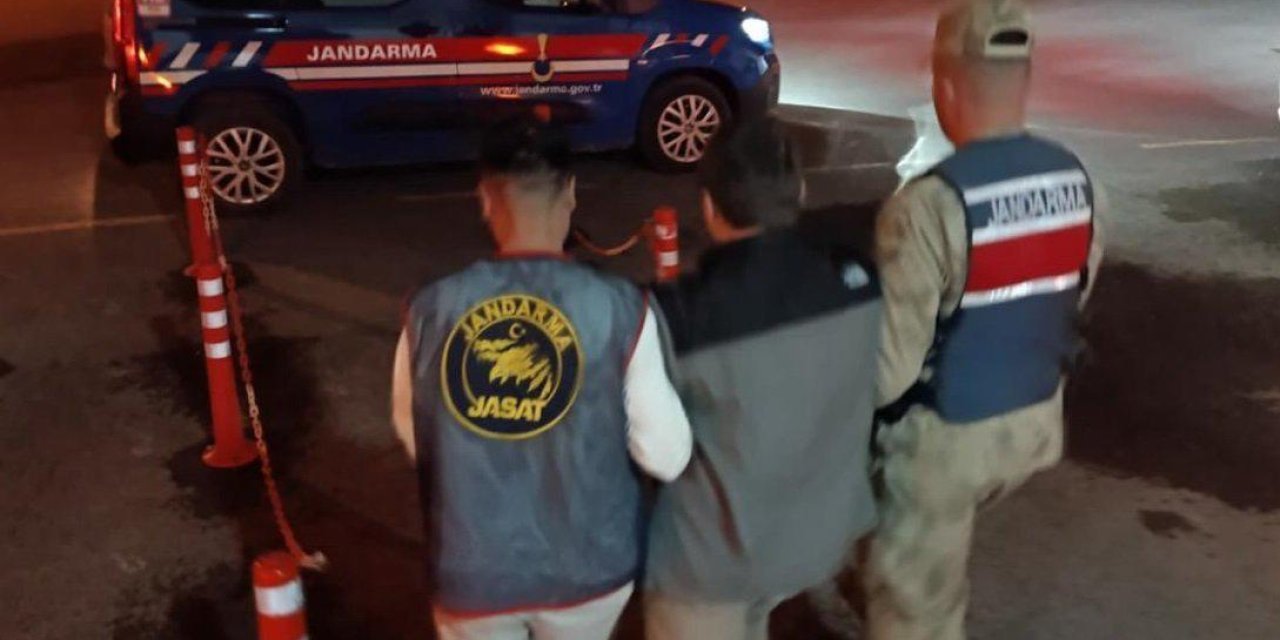 FETÖ Üyesi Oltu’da Jandarma Operasyonuyla Yakalandı