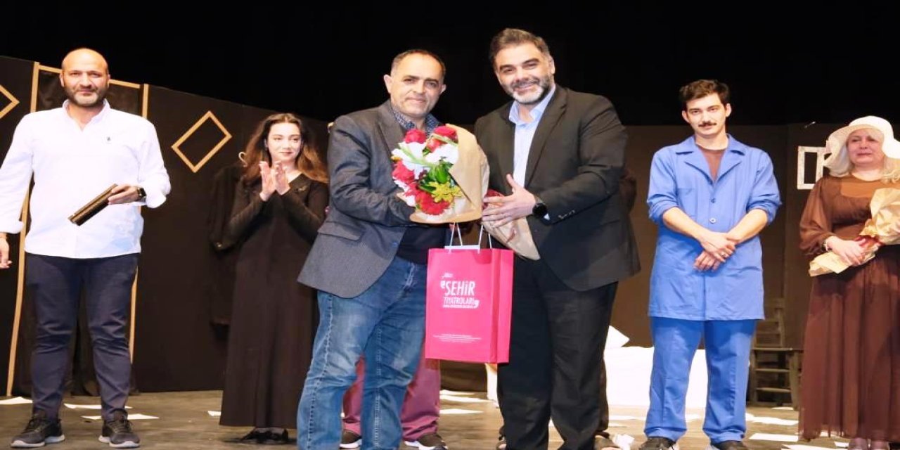 Erzurum Şehir Tiyatrosu, Adana’da Erzurum kültürünü sahneye taşıdı